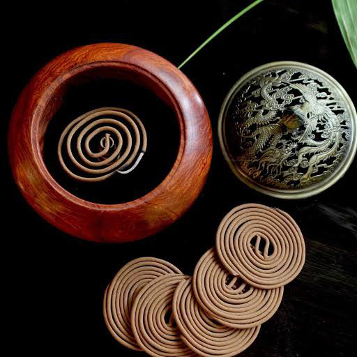 Nhang Vòng Trầm Hương Tự Nhiên Hộp 40 khoanh