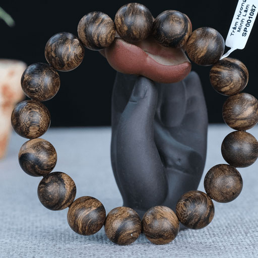 Vòng Trầm Hương Tự Nhiên Cận chìm 12li