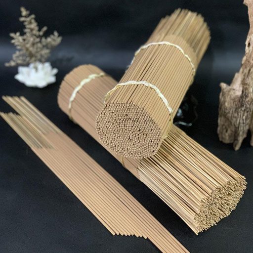 Nhang trầm hương 20 cm là loại nhang ngắn