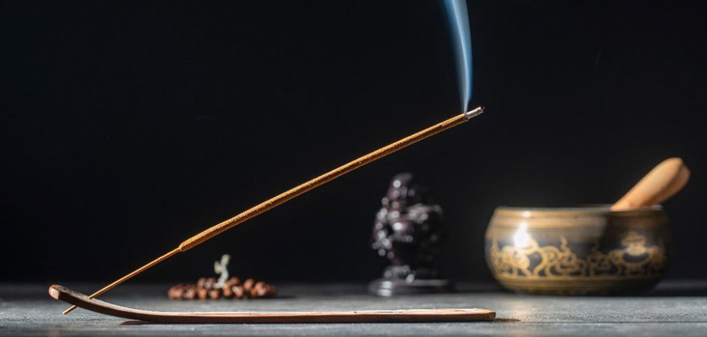 Nhang trầm hương 20 cm là loại nhang ngắn